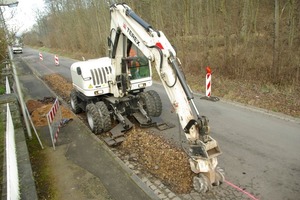  Bagger schneiden Gräben in Asphalt- und Betonbelägen innerhalb kürzester Zeit, ohne Mehrausbruch und vibrationsarm mit hydraulischen Schnellwechsler-Anbaufräsen wie hier von Terex-SchaeffFoto: Terex 