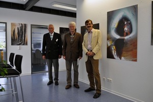  „Kunst im Untergrund“:  SAL Geschäftsführer Claus Externbrink, Lünens Bürgermeister Hans Wilhelm Stodollick und Fotograf Ulrich Winkler in dessen Fotoausstellung „unter uns“Fotos: SAL 