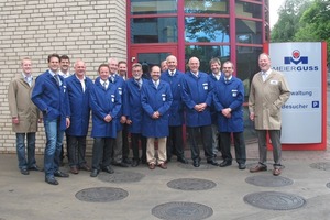  Die GET-Mitglieder vor dem Firmensitz der Heinrich Meier Eisengießerei GmbH &amp; Co KG, Rahden, deren Fertigungsstätten nach Tagungsabschluss besichtigt wurdenFoto: GET 