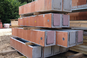  Ziegel-Rollladenkästen für homogene Bausubstanz: Die Hersteller von Mauerziegeln bieten eine Vielfalt von Sonder- und Ergänzungsprodukten, um Mischmauerwerk zu vermeiden 