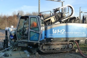  Grundodrill-Bohranlage beim Rohreinzug 