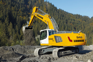  Eine der Weltpremieren von Liebherr ist der Raupenbagger R 946 mit neuem Liebherr-Dieselmotor. 