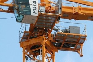  Die Brancheneinführung der neuen Ultra View Kabine für Potain-Krane erfolgte offiziell auf der bauma 2010 