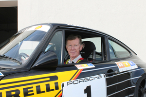  Der mehrfache Rallye-Weltmeister Walter Röhrl, hier im Porsche am Bilster Berg, wirkte am Layout der anspruchsvollen Strecke mit. 