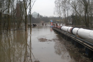  Die Bauarbeiten wurden aufgrund massiven Hochwassers zeitweise stark behindert 