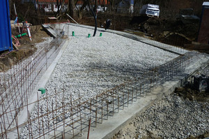  Das Streifenfundament zeigt hier sehr anschaulich die spätere Formgebung 