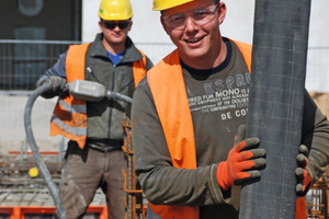  Starke Männer leisten gute Arbeit 