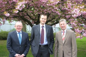  Die neue Spitze von FVST und FGST: Karl-Heinz Flick, Gernot Schöbitz und Rudolf Harsch (v.l.n.r.)Foto: Fachverband Steinzeugindustrie 