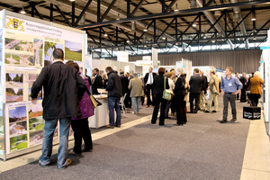  Die Baufachmesse econstra, die Ende Oktober in den Freiburger Messehallen erstmalig stattfand.  