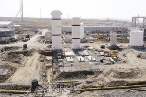  Neuen Gasaufbereitungsanlage auf den britischen Shetland Inseln: die Onshore-Anlage umfasst eine Fläche von 250 000 Quadratmetern und soll Mitte 2014 in Betrieb gehen, um Nordseegas zu verarbeiten 