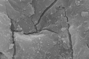  REM: Zementsteinmatrix eines Betons aus CEM II / B – S 52,5 R, VARIODUR 30 (Vergrößerung 6000 fach) 