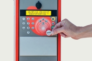  Beim Tankautomaten DiaLOG kann man sich je nach Konfiguration mit PIN, Tag oder Karte anmelden 