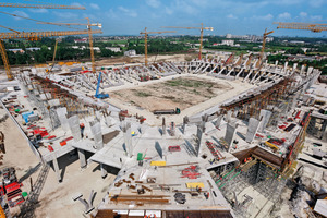  Mit 35.000 Sitzplätzen ist das neu erbaute Stadion in Lemberg der kleinste Austragungsort der EM 2012 
