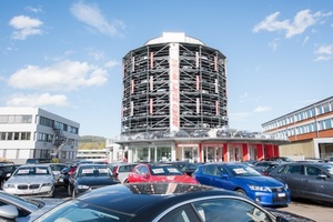  Gut sichtbares Erkennungszeichen: Der AZW Autotower 