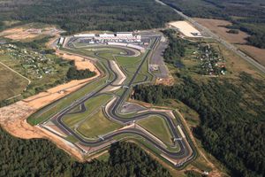  Der neu entstandenen Moscow Raceway ist die momentan einzigen Rennstrecke Russlands mit einer internationalen Lizenz im Motorrennsport 