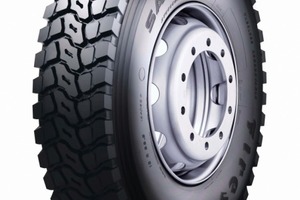  Dank einer speziellen kerbzähen Gummimischung ist der Rollwiderstand des Firestone SAT 3000 Plus von Bridgestone um 10 Prozent geringerer und die Laufleistung um 5 Prozent höher 