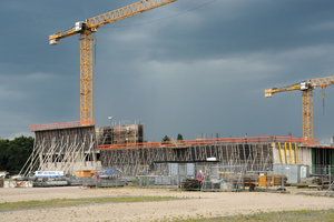  Beim Bau der Weser-Ems-Halle sorgen Manto-Großelemente für einen schnellen Baufortschritt 