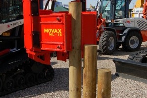 Holzpfähle können mit der neuen Movax-Anbauramme ML-15 für 5- bis 7-t-Bagger eingerammt und gezogen werden Foto: Verfasser 