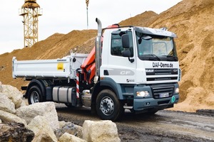  Der wendige und robuste Zweiachser DAF CF85 mit Meiller-Dreiseitenkipper und Palfinger-Ladekran 