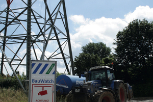  oben: Neben den Baumaschinen behält BauWatch auch die Baucontainer im Blick. 