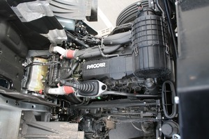  Paccar MX300-Motor; 408 PS, 2000 Nm mit motorfester Schaltung 
