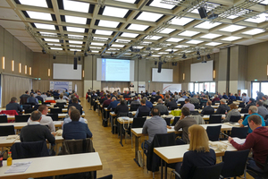  Gelungene, gut besuchte Premiere: Erstmals fanden der Deutsche Schlauchlinertag und der Deutsche Reparaturtag an zwei aufeinanderfolgenden Tagen und an einem Veranstaltungsort statt. 